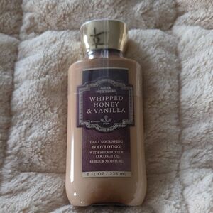 Bath & Body Works Whipped Honey & Vanilla Body Lotion